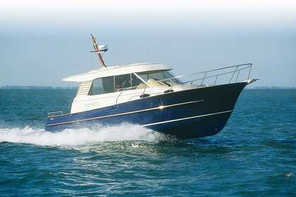 Noleggio Barca a motore Acm Acm Élite 31 Larmor-Plage