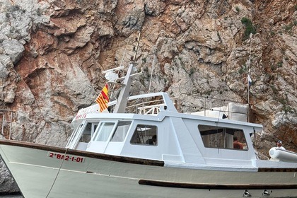 Charter Motorboat Asitellers Xufre Custom L'Estartit