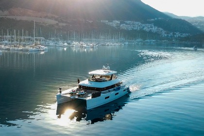 Alquiler Catamarán Lagoon LAGOON 630 MY Casteldefels