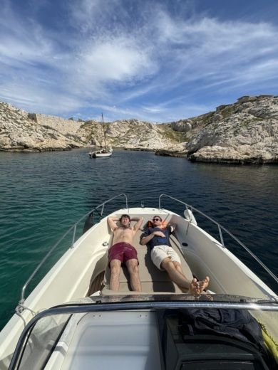 Marsella Motorboat Quicksilver Activ 675 Open alt tag text