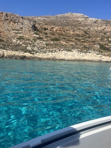 Кисамос Motorboat Protagon 25 alt tag text