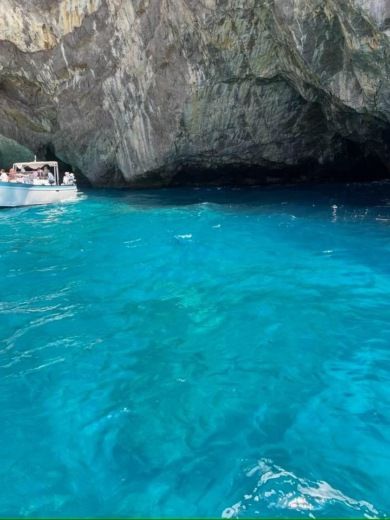 Naples Motorboat CalionBoats 21,5 alt tag text