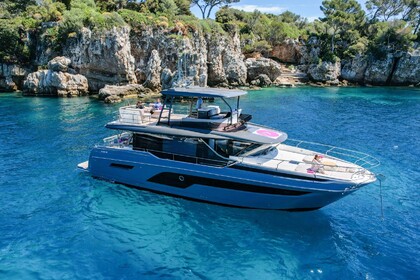 Location Yacht Prestige X 60 Juan les Pins