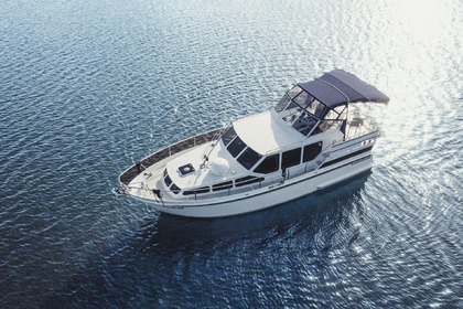 Miete Motorboot Motoryacht Gruno 33 S Explorer Mecklenburgische Seenplatte