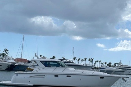 Verhuur Motorboot Tiara 48 La Romana