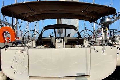 Miete Segelboot Jeanneau Sun Odyssey 490 Rhodos