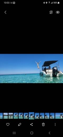 Zara Motorboat Beneteau Flyer 8 Spacedeck alt tag text