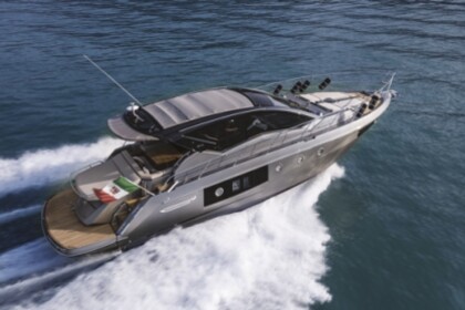 Rental Motorboat Cranchi 44 Beaulieu-sur-Mer