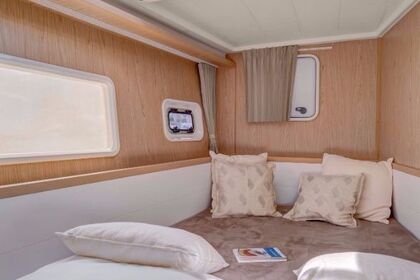 Location Catamaran Lagoon-Bénéteau Lagoon 400 - 4 + 2 cab. Pomer