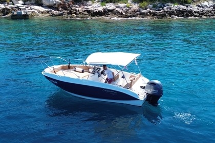 Charter Motorboat Cayman Deluxe Brač