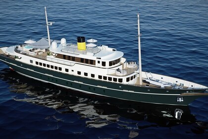 Location Yacht à moteur Custom Made Maia Trajektna Luka Split