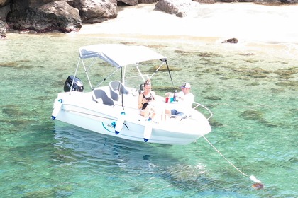 Location Bateau à moteur Pacific Craft Open 500 Bouillante