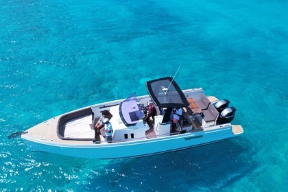 Rental Motorboat Fjord Xpress luxury 38’ Turks and Caicos Islands