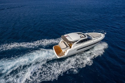 Charter Motorboat JEANNEAU LEADER 36 Kaštel Gomilica