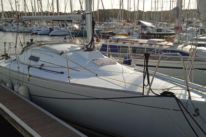 Location Voilier Beneteau First 27.7 Arzal