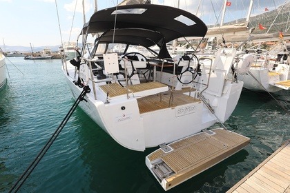 Charter Sailboat HANSE 508 Trogir