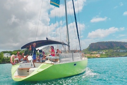 Charter Sailboat Kirie Feeling 486 Curaçao