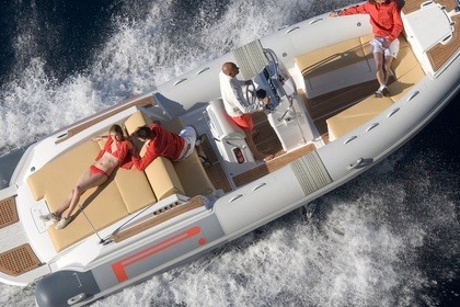 Verhuur RIB Pirelli 7.70 Porto Rotondo