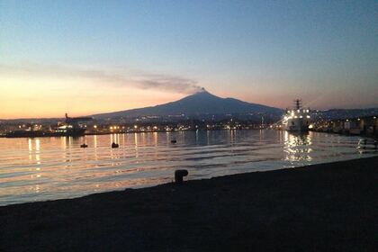 Rental Sailboat BENETEAU OCEANIS 46 Catania