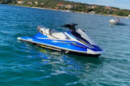 Rental Jet ski Yamaha WaveRunners VX Cruiser Trogir
