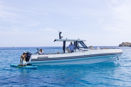 Charter Motorboat ZODIAC X10CC Cogolin