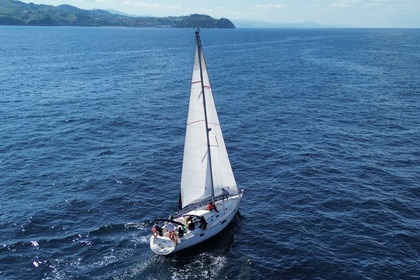 Alquiler Velero Beneteau Oceanis 440 San Sebastián