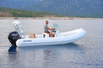 Alquiler Neumática ZODIAC MEDLINE 580 Propriano