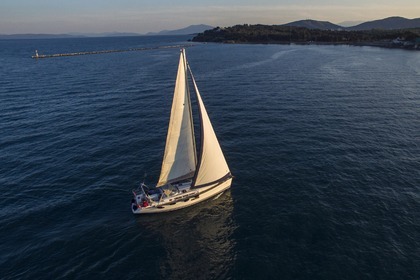 Hire Sailboat JEANNEAU Sun Odyssey 44i Eleni Volos