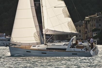 Noleggio Barca a vela BENETEAU 45 Porto Pollo