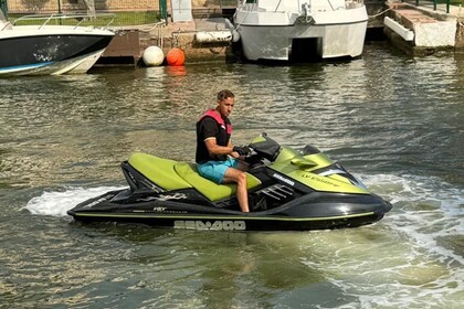 Rental Jet ski Seadoo RTX Roses