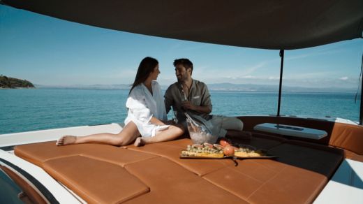 Κέρκυρα Motorboat Vanquish Vanquish 43 alt tag text