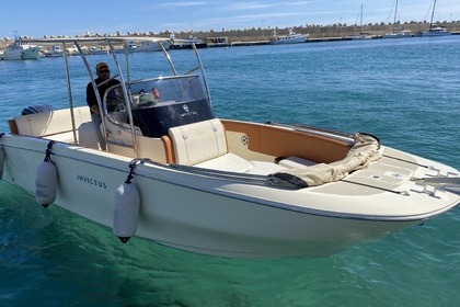 Location Bateau à moteur Aschenez INVICTUS FX 240 Santa Maria di Leuca