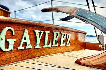 Charter Sailboat SORTIE EN MER DE 3h LEVER OU COUCHER DU SOLEIL Le Lavandou