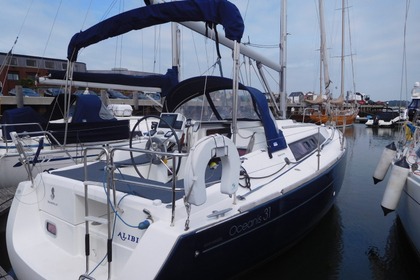 Charter Sailboat  Oceanis 31 Poole