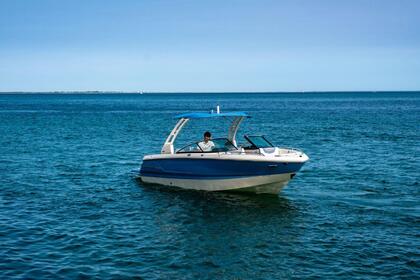 Hire Motorboat Chaparral 247 SSX Setubal