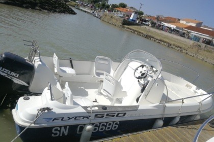 Hyra båt Motorbåt Beneteau Flyer 550 Meschers-sur-Gironde