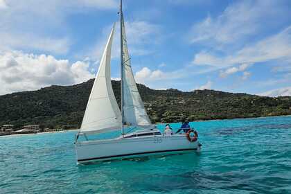 Verhuur Zeilboot Beneteau First 235 Porto Rotondo