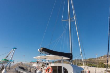 Location Catamaran Lagoon Lagoon 380 S2 Vibo Marina