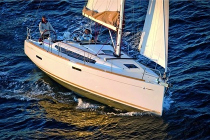 Czarter Jacht żaglowy Jeanneau Sun Odyssey 389 Hyères