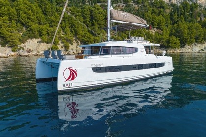 Hire Catamaran Catana Bali 4.8 - 5 + 2 cab Kaštela