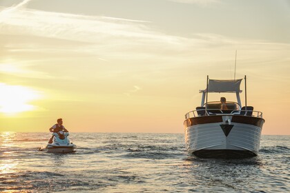 Charter Motorboat Costiera Cinque Terre PRIVATA La Spezia