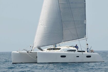 Hire Catamaran XL Catamaran TS 52.8 Hyères
