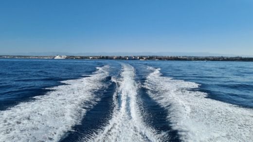 Zadar Motorboat AM Yacht Prince 490 Open alt tag text