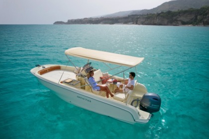 Hire Motorboat Aschenez SX200 Tropea