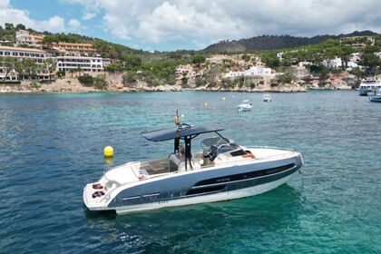 Hire Motorboat INVICTUS GT 320 Port Adriano