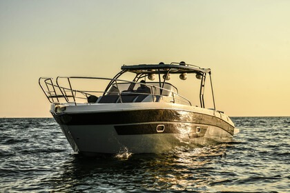 Location Bateau à moteur Saver 330 Torre Annunziata