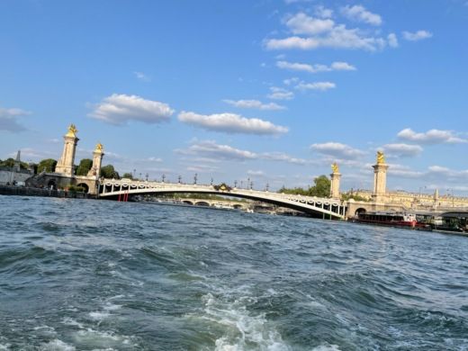 Paris Motorboat Bassboat Smartliner alt tag text