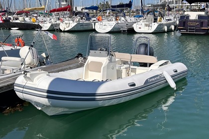 Location Semi-rigide Capelli Tempest 570 Open La Rochelle