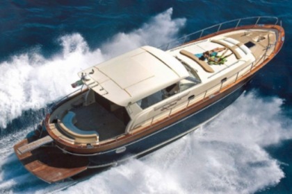 Charter Motorboat Apreamare Gozzo 54 Sorrento