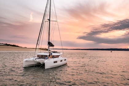 Miete Katamaran Lagoon-Bénéteau Lagoon 46 - 4 + 2 cab. Pozzuoli